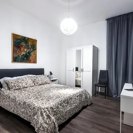 Amalfi's Luxury Oda ve Kahvaltı 3*
